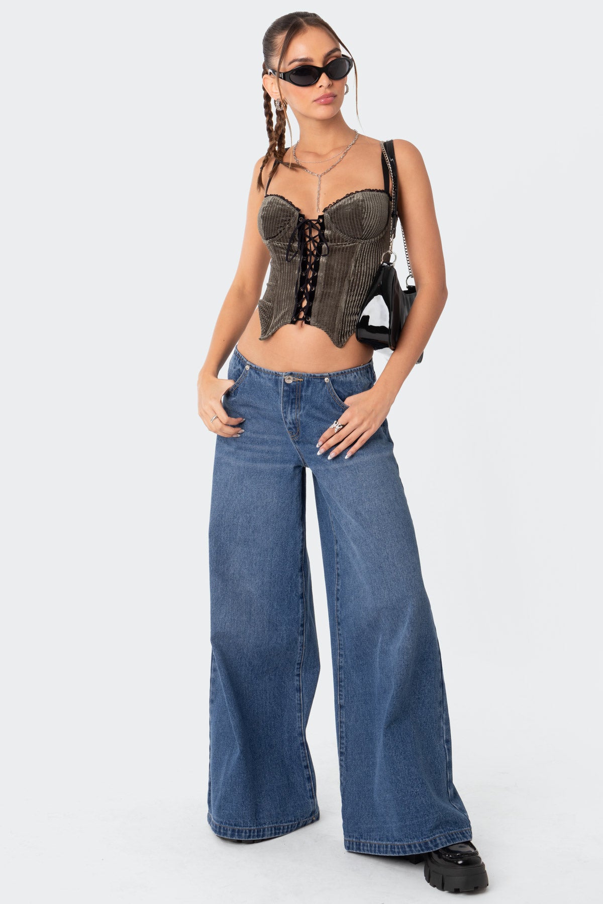 Lacey Cupped Velvet Corset - Image 4
