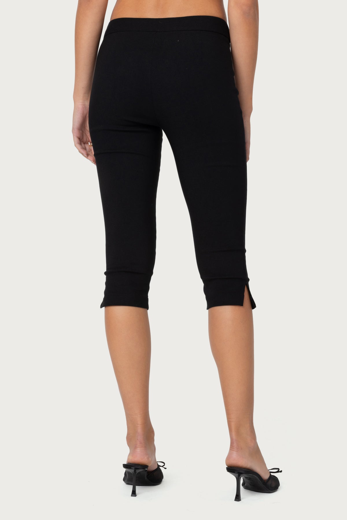 Sarafina Capri Pants - Image 6