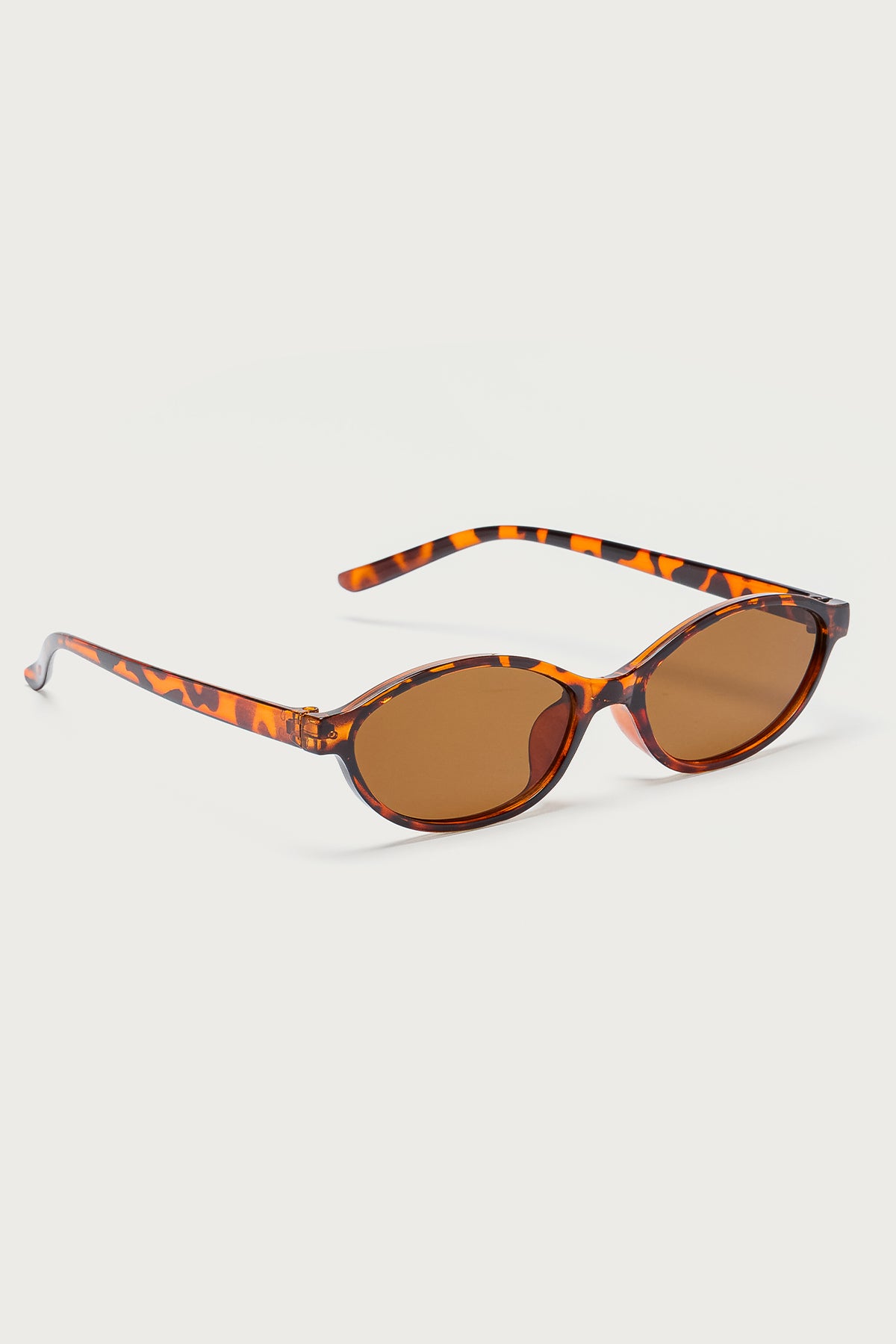 Lovisa Oval Sunglasses - Image 3