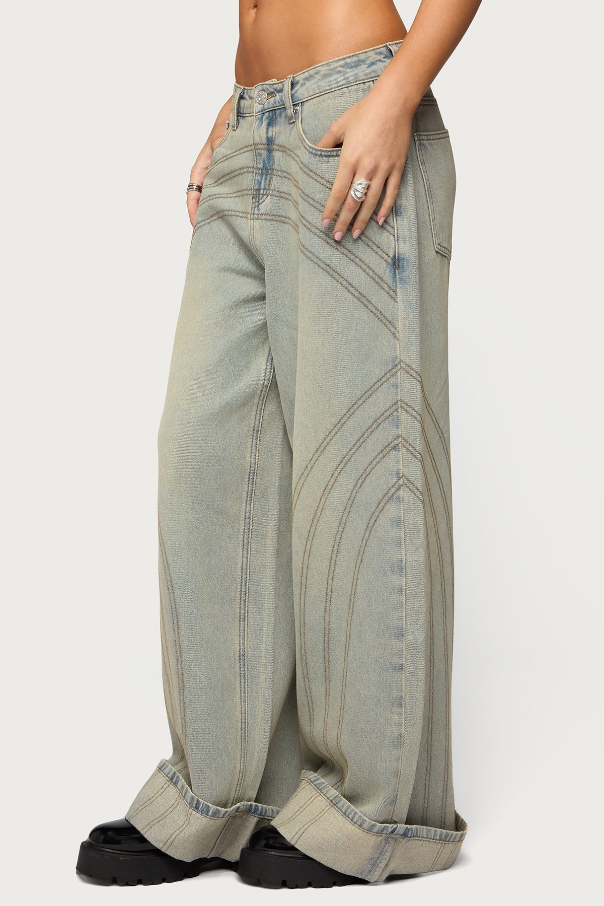 Cuffed Low Rise Baggy Jeans - Image 3