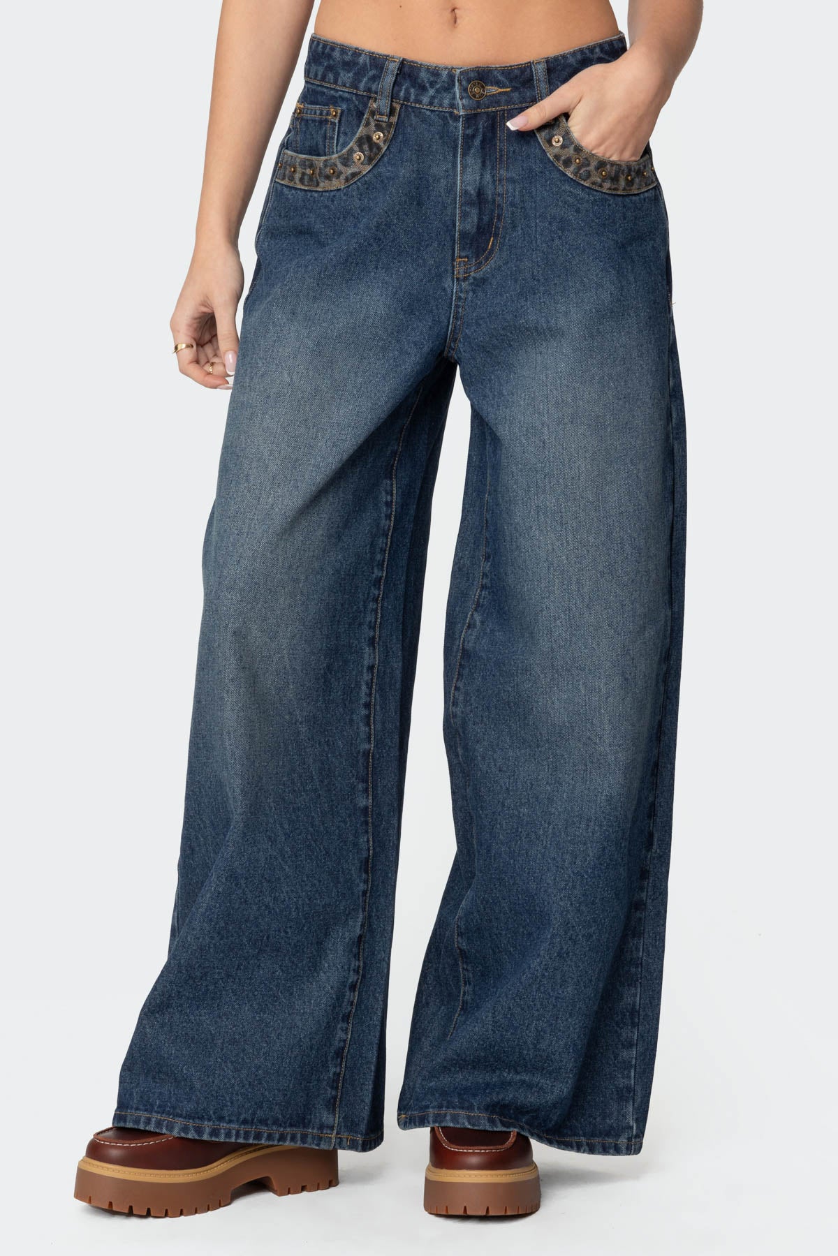 Gwen Leopard Detail Low Rise Baggy Jeans - Image 2