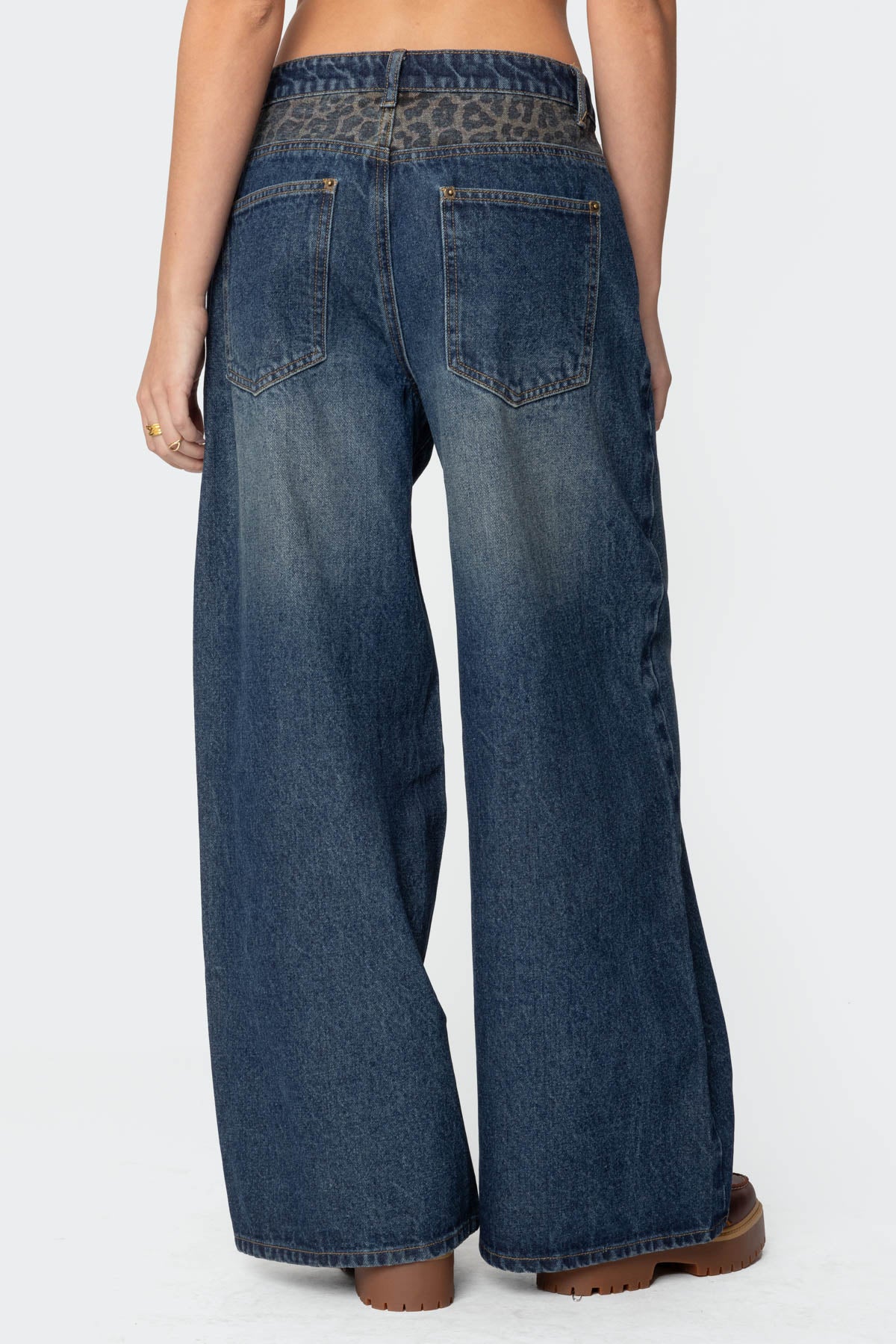 Gwen Leopard Detail Low Rise Baggy Jeans - Image 4