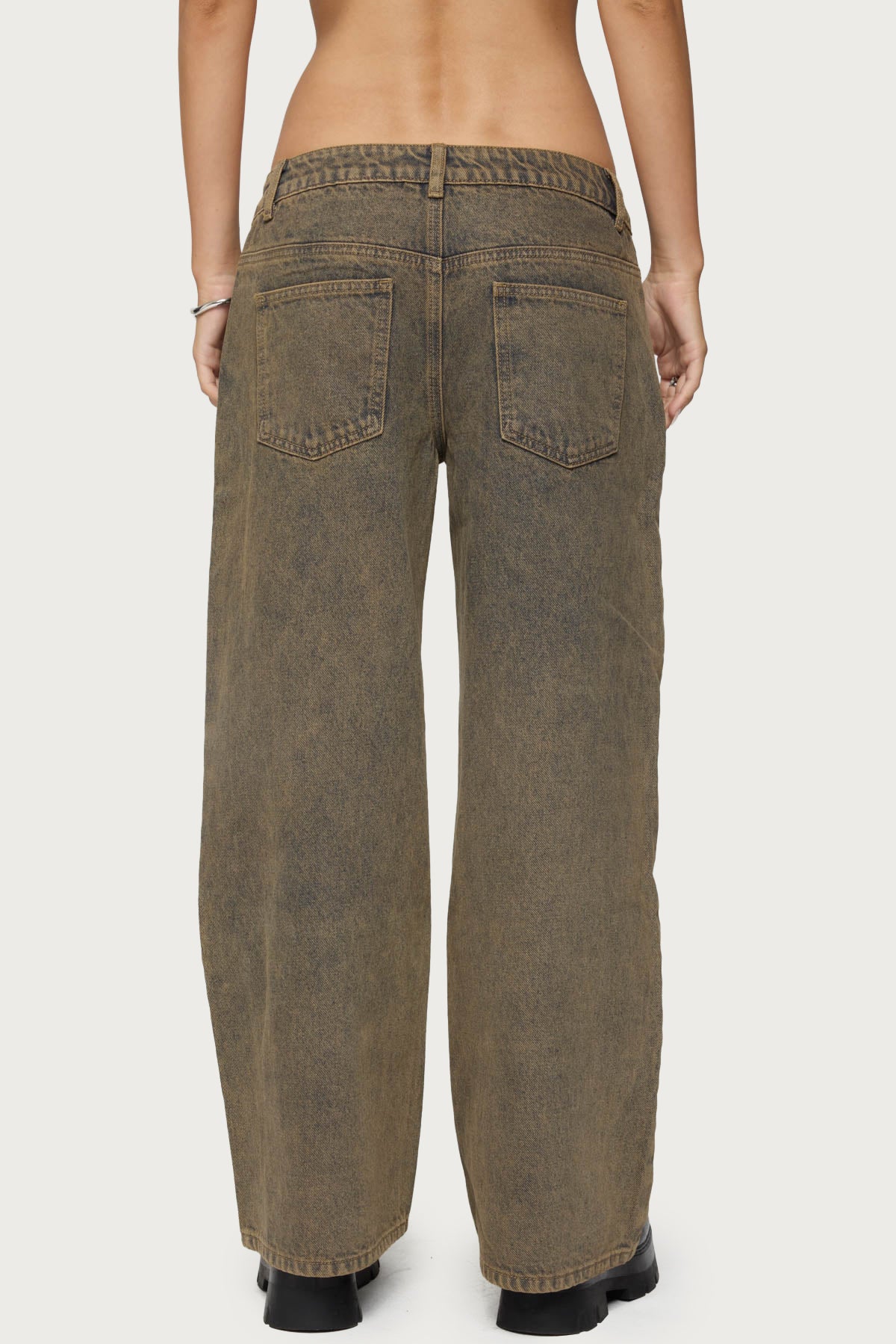 Petite Zahra Mud Wash Low Rise Baggy Jeans - Image 5