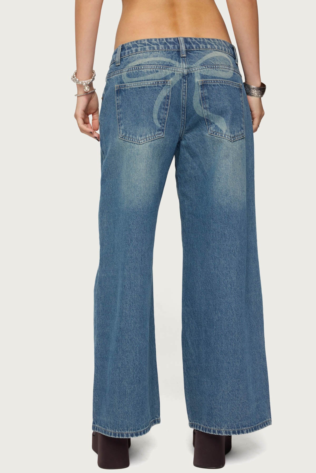 Petite Vyxen Vintage Washed Low Rise Baggy Jeans - Image 6