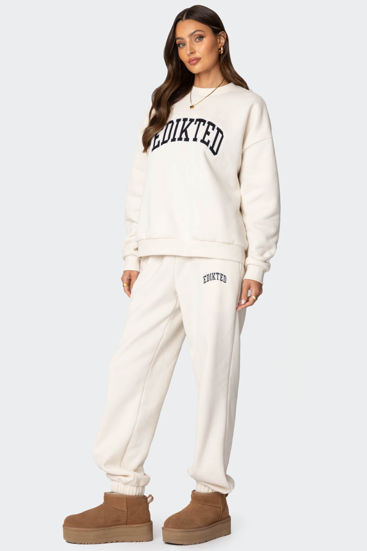 Edikted Babe Oversized Sweatpants - Image 4