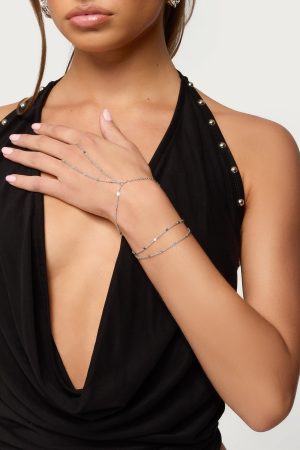 Dainty Disc Hand Chain