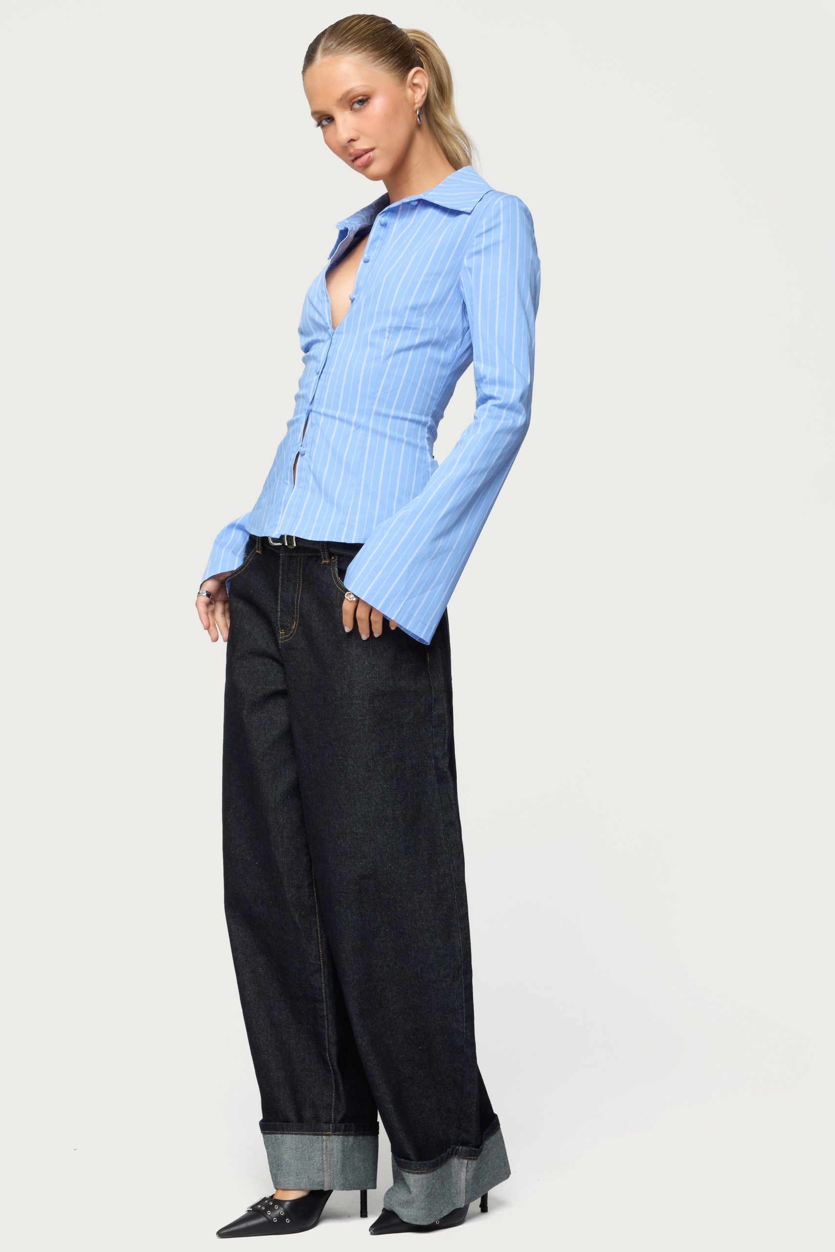 Petite Kella Low Rise Baggy Jeans - Image 3