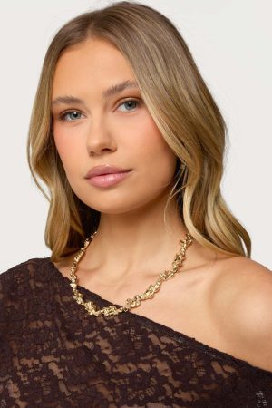 Abstract Textured Necklace