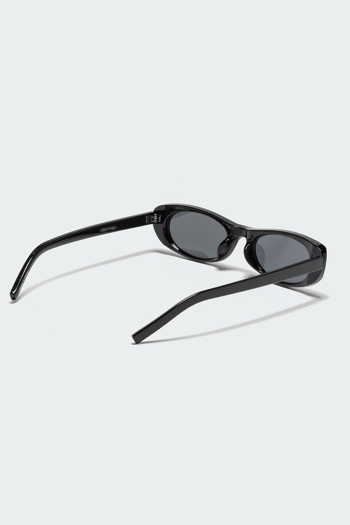 Cattie Cat Eye Sunglasses - Image 4