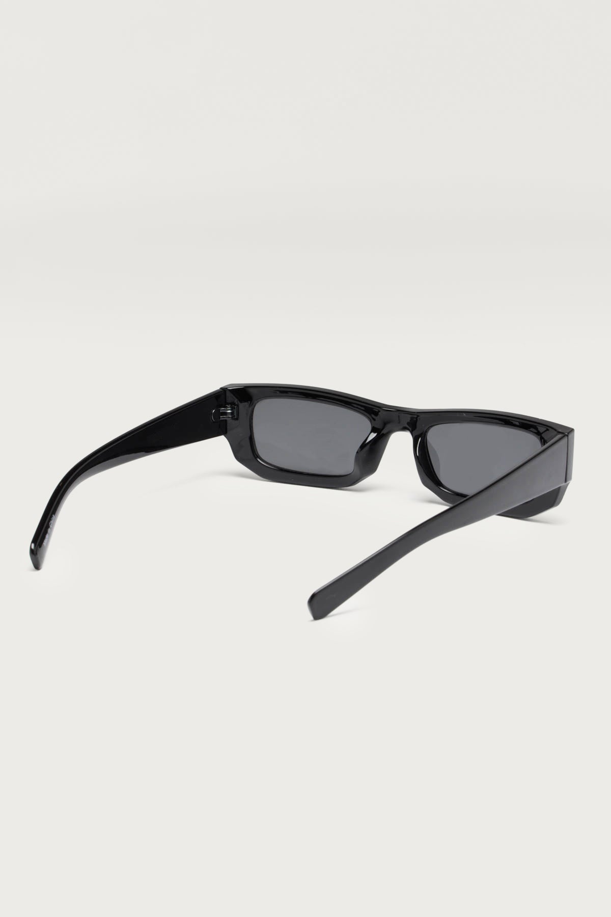 Matea Rectangle Sunglasses - Image 4