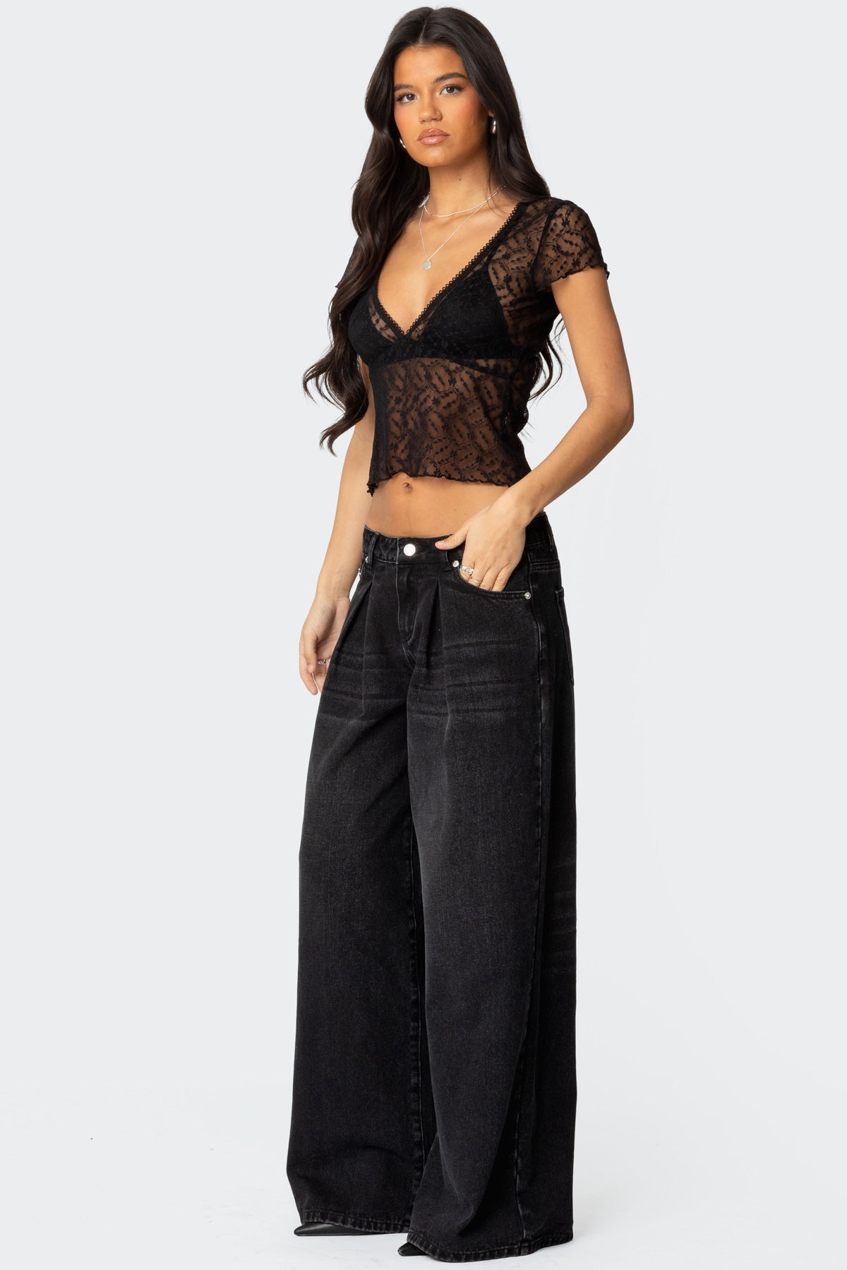 Pleated Detail Low Rise Baggy Jeans - Image 4