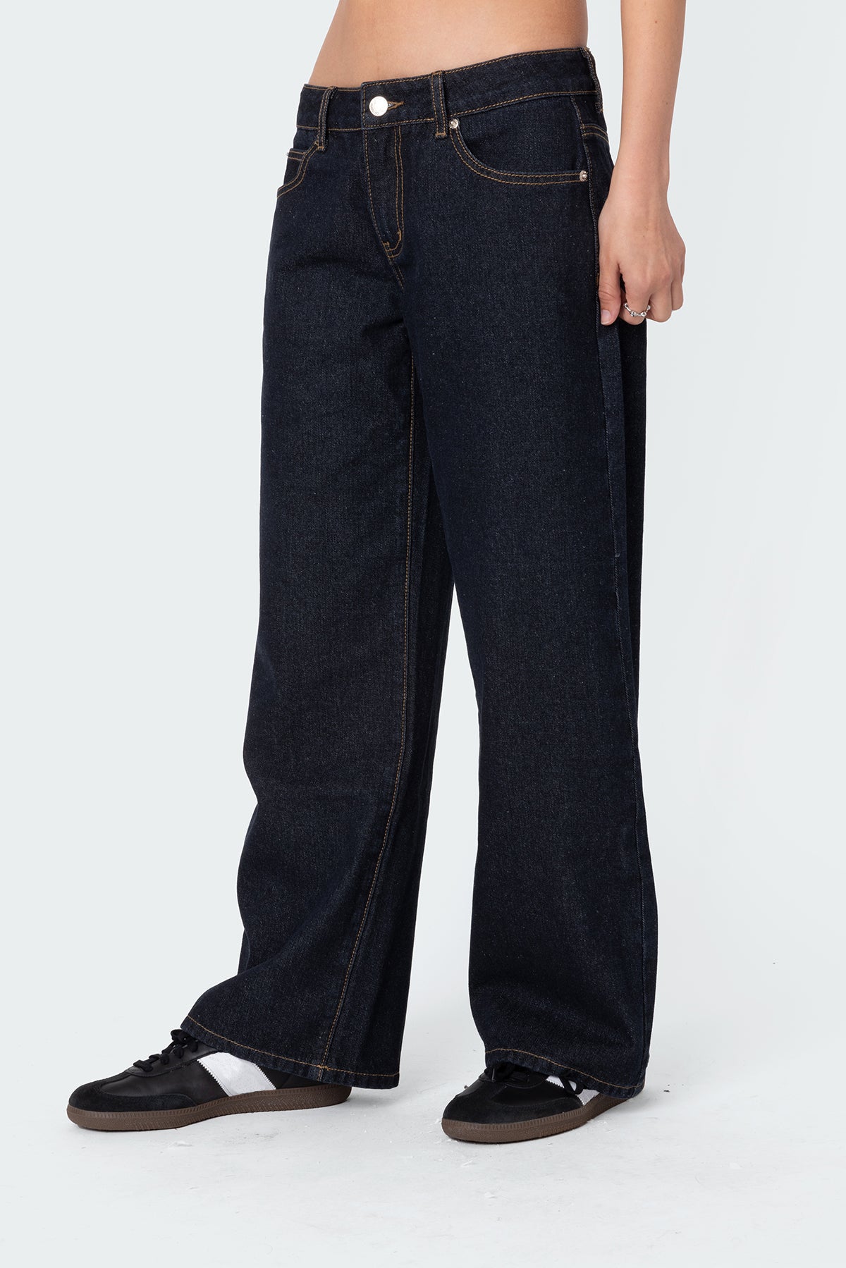 Petite Raelynn Washed Low Rise Baggy Jeans - Image 4