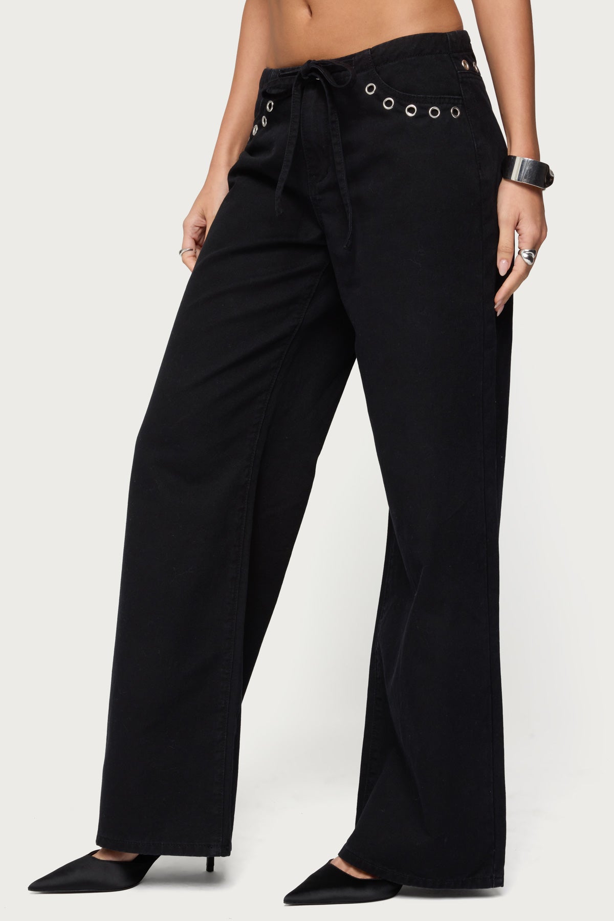 Grommet Tie Waist Low Rise Baggy Jeans - Image 4