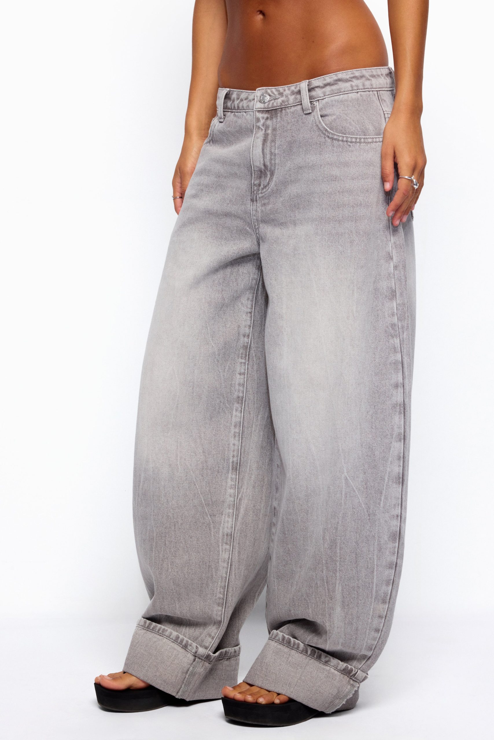 Kella Low Rise Baggy Jeans - Image 5