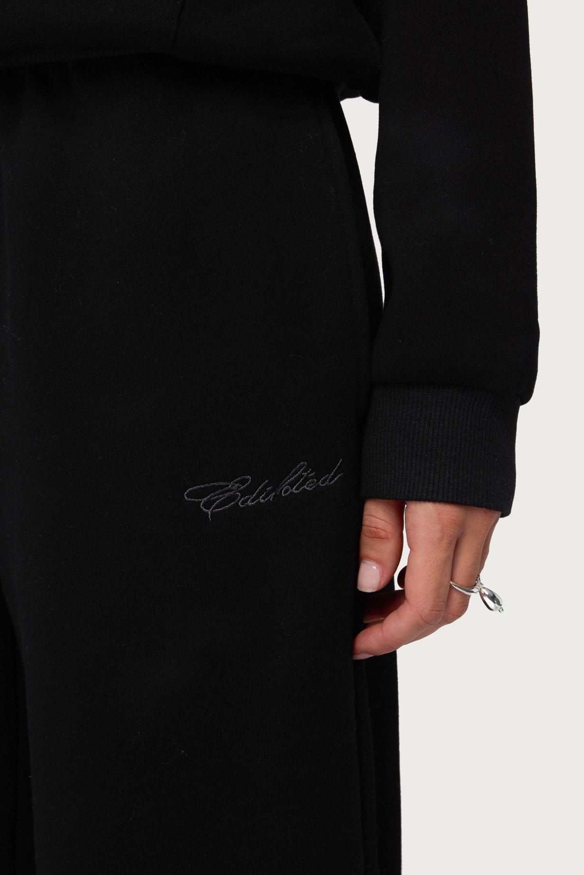 Basic Girl Wide Leg Edikted Sweatpants - Image 3