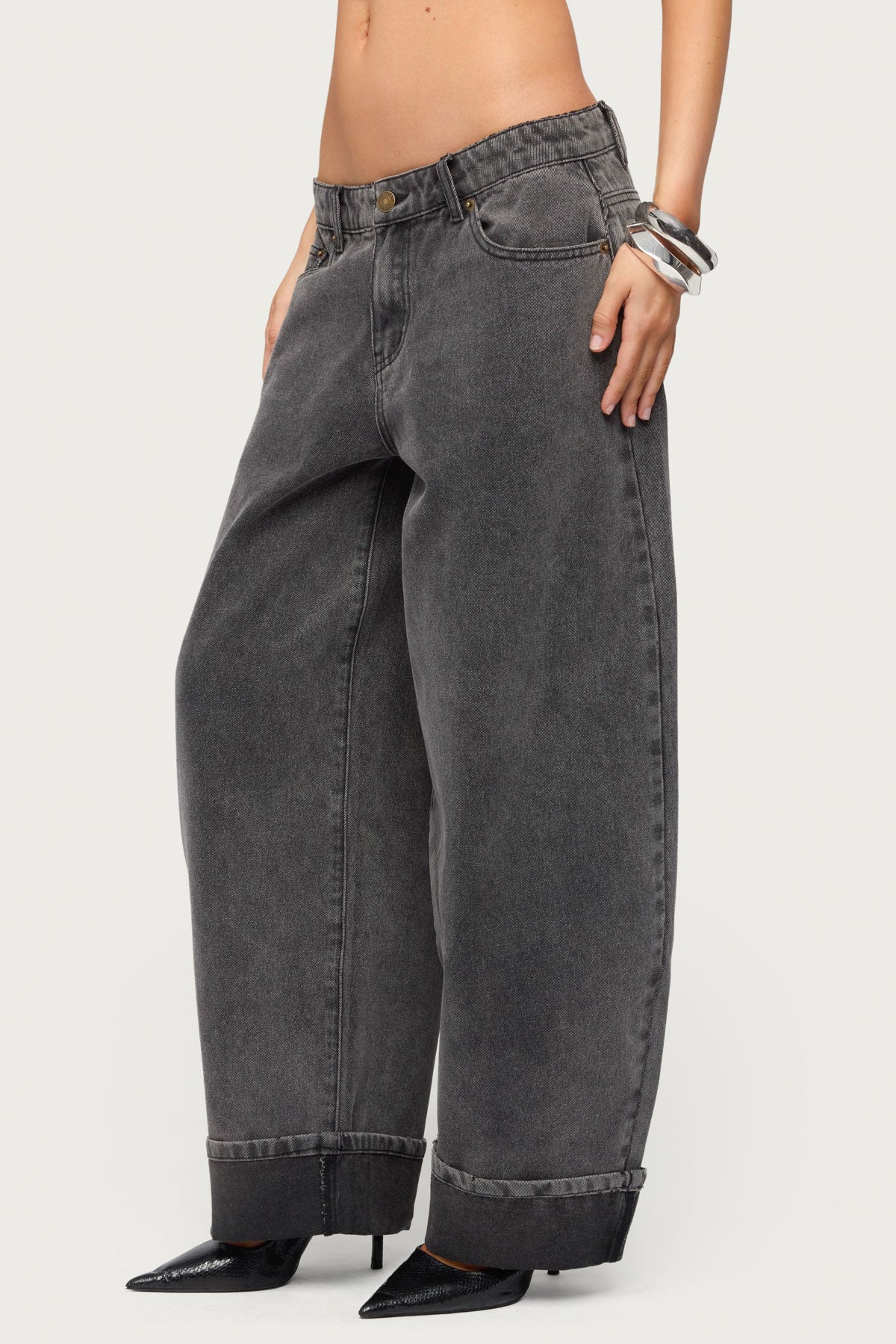 Petite Kella Low Rise Baggy Jeans - Image 4