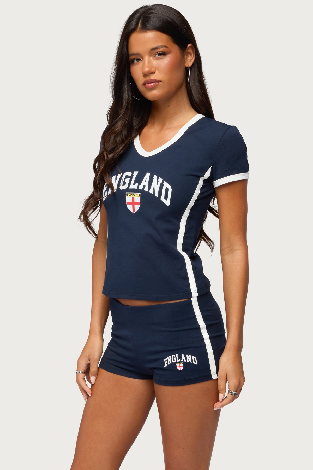 England Girl V Neck T Shirt - Image 4