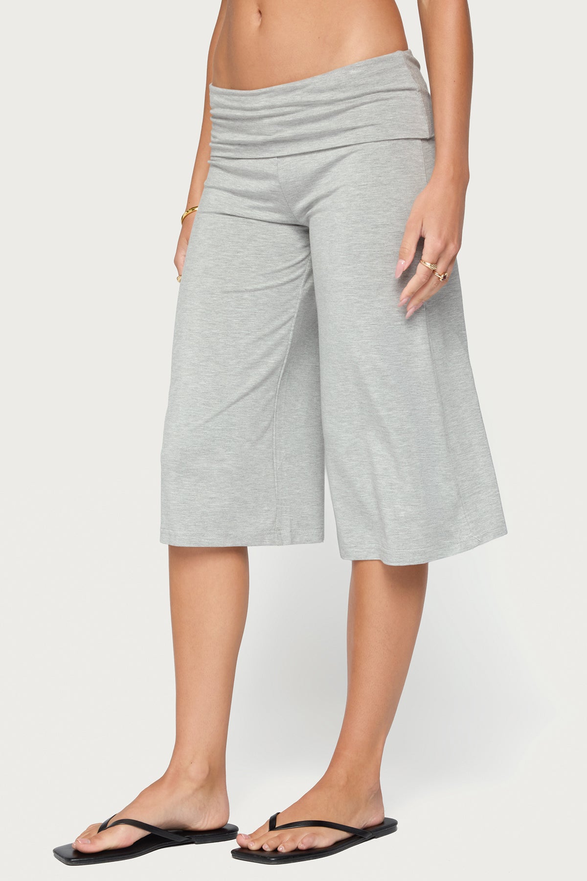 Shirly Wide Leg Foldover Capri Pants - Image 4