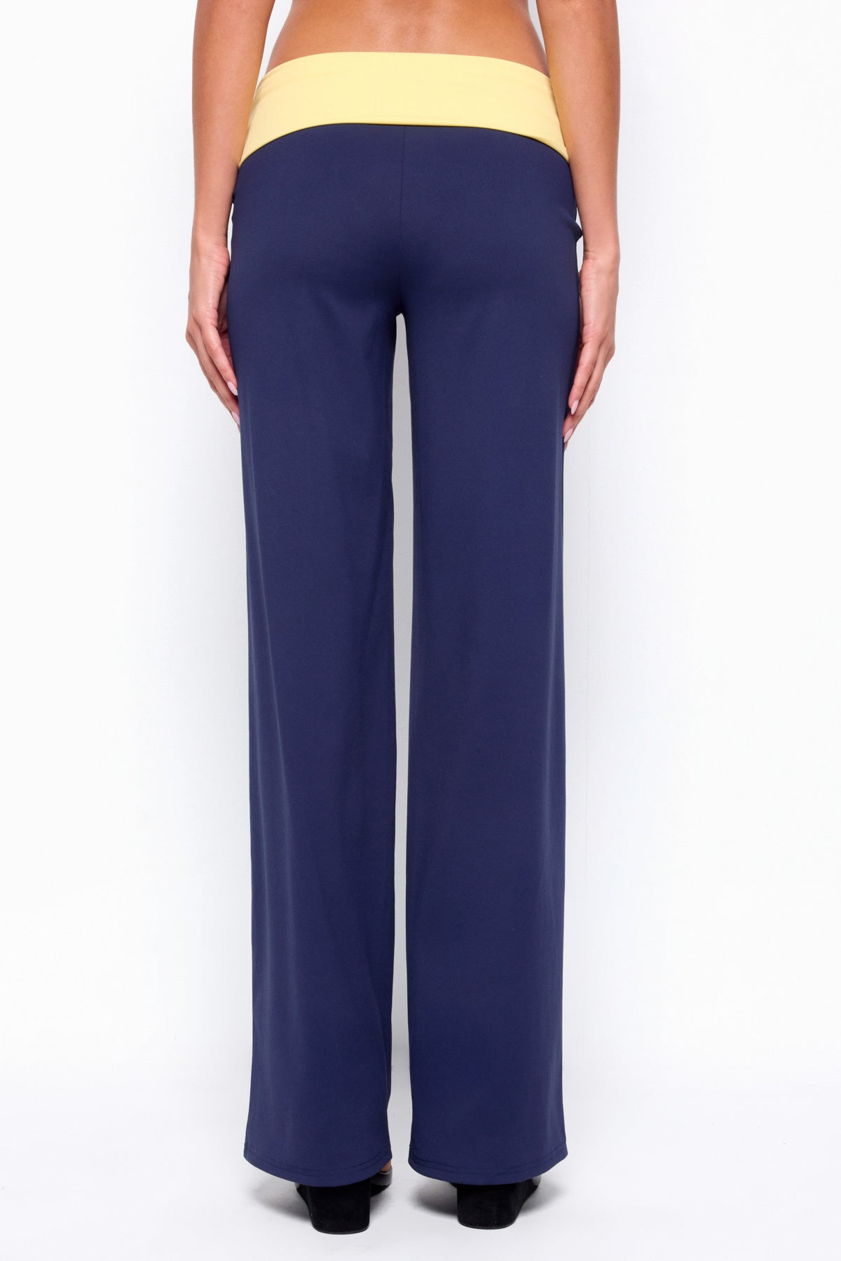 Dayna Contrast Foldover Straight Leg Pants - Image 5