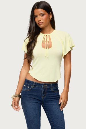 Roye Keyhole Flutter Raglan Top