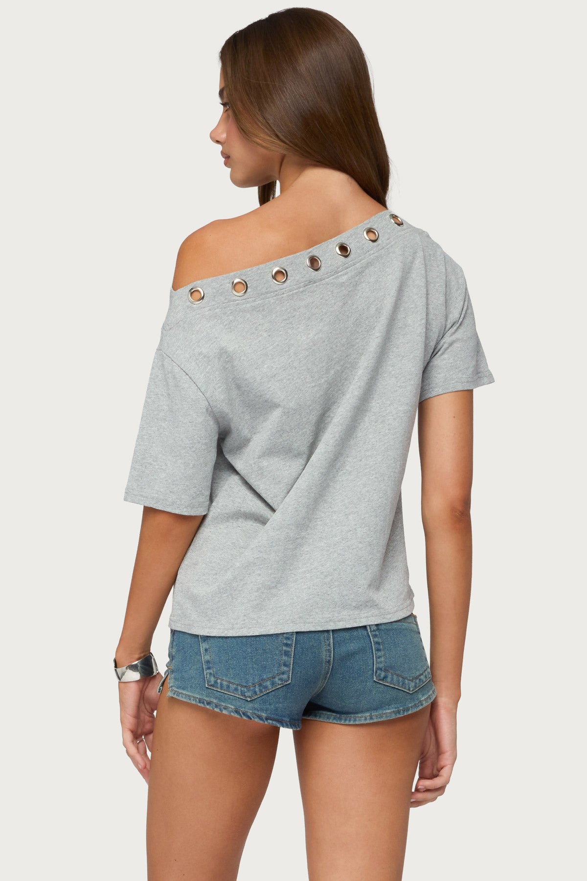 Leslee Grommet Off Shoulder T Shirt - Image 4
